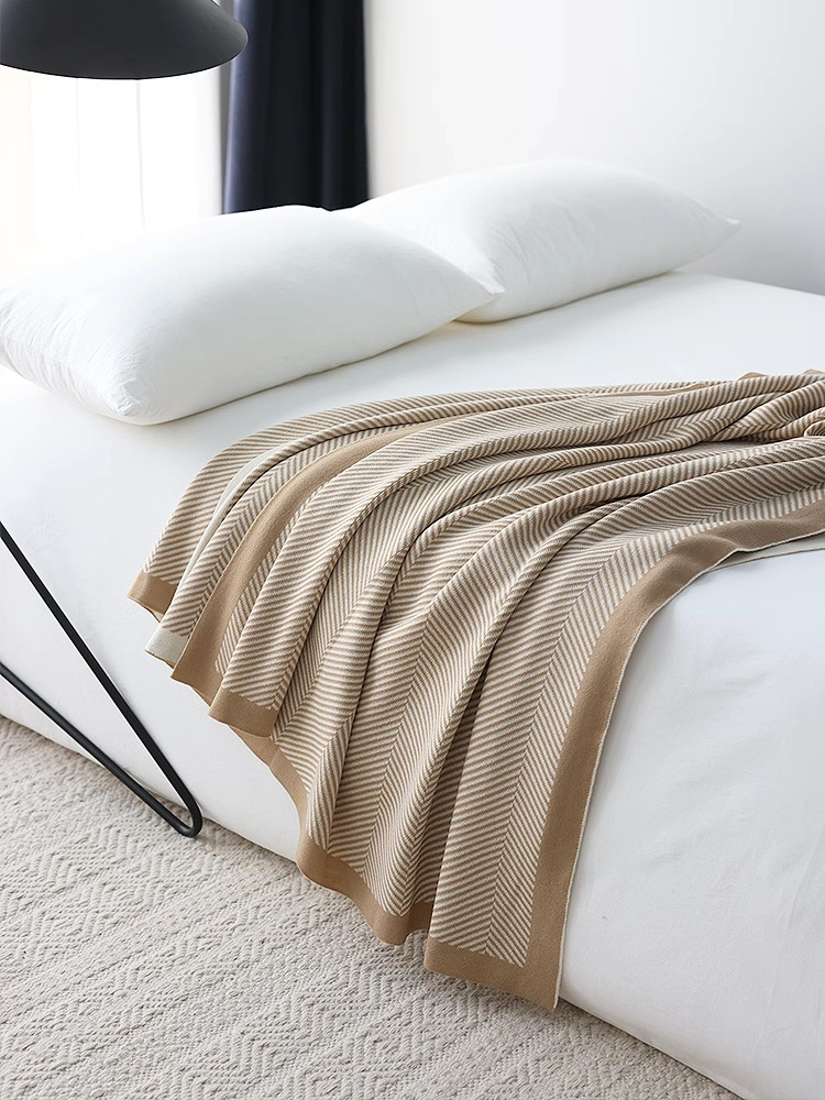 Nordic InS-style knitted blankets, casual sofa covers, blankets, air conditioning blankets, new factory stock, one-piece consignment pic 20