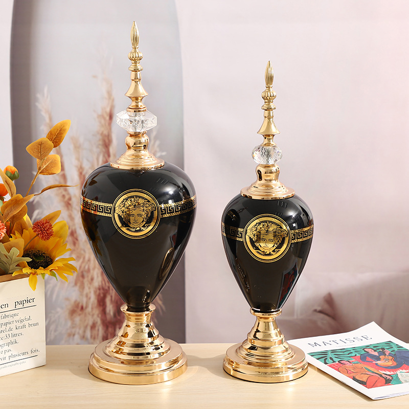 Creative retro ceramic craft products, hotel decorative ornaments, European-style ceramic decorations, classical decorative bottles, candlesticks pic 3