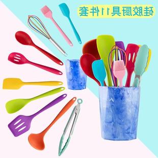 Cross-border best-selling 12-piece set of wooden handle kitchenware, FDA silicone non-stick cookware, cooking spatula and baking set with storage bucket pic 2