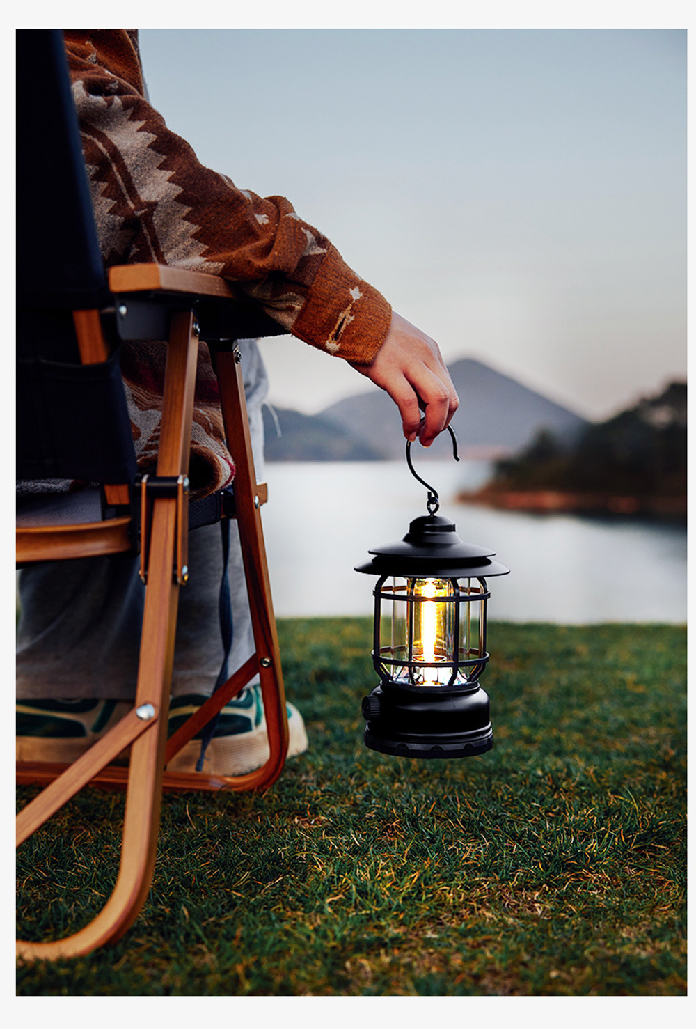 Outdoor lantern, douyin hand flame, retro camping lamp, camping lamp, tent charging gift, atmosphere lamp, horse lantern pic 16