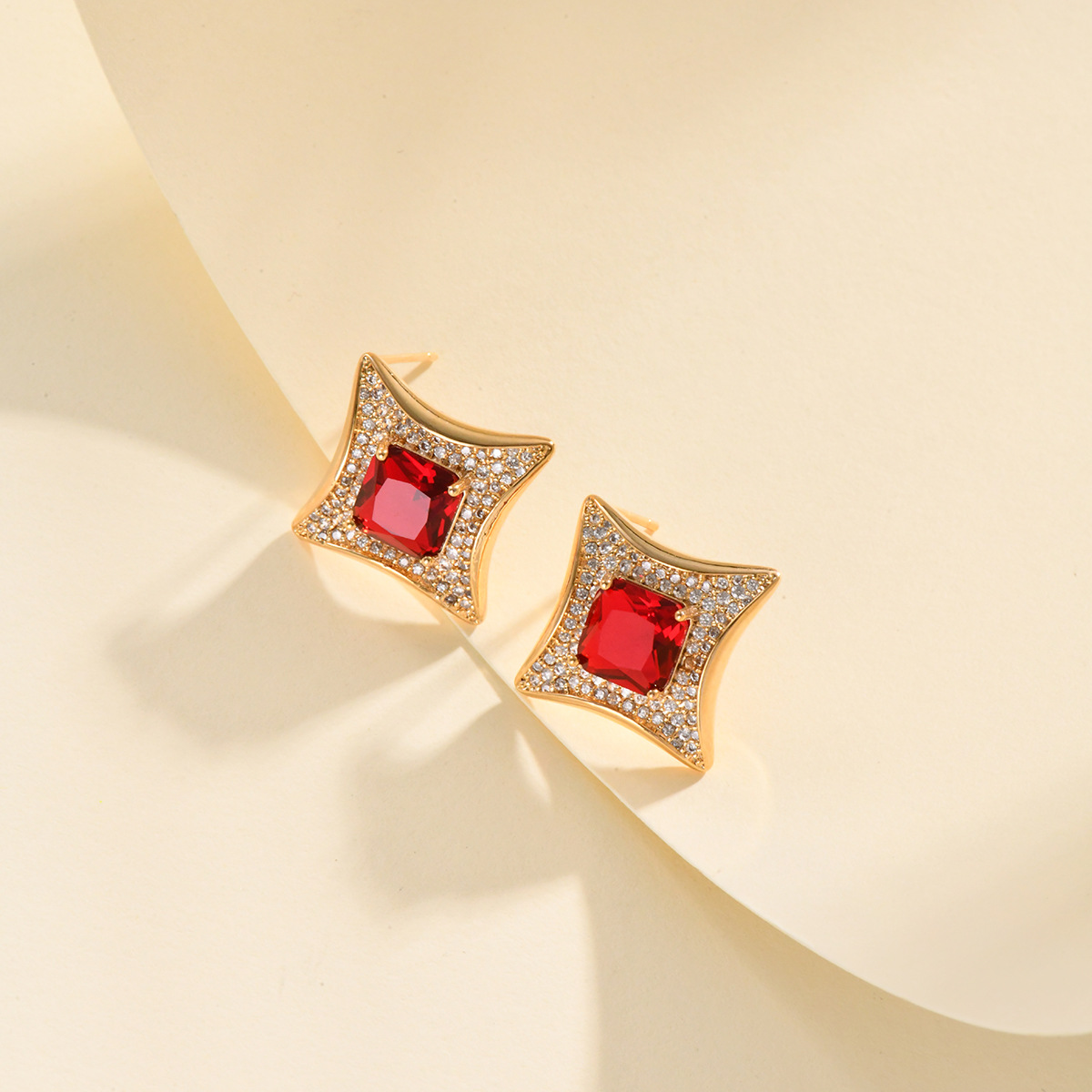 S925银针韩版耳饰批发方形简约小众设计耳钉女淡水珍珠纯铜微镶耳详情13