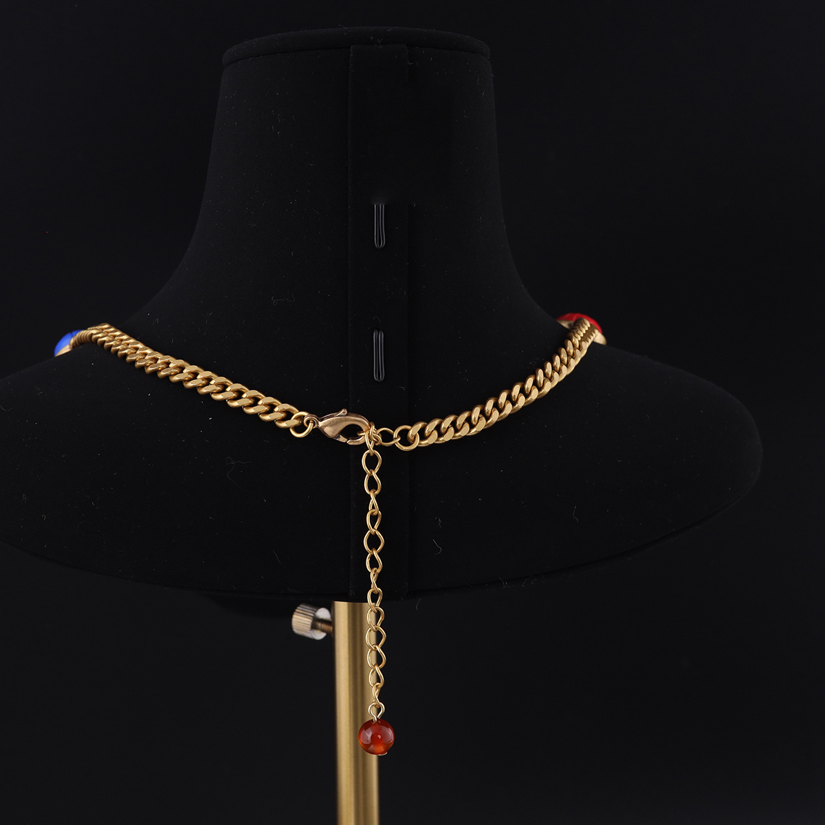 中古vintage高级感时尚小众设计青岛工厂批发三色花纹石项链女款详情5