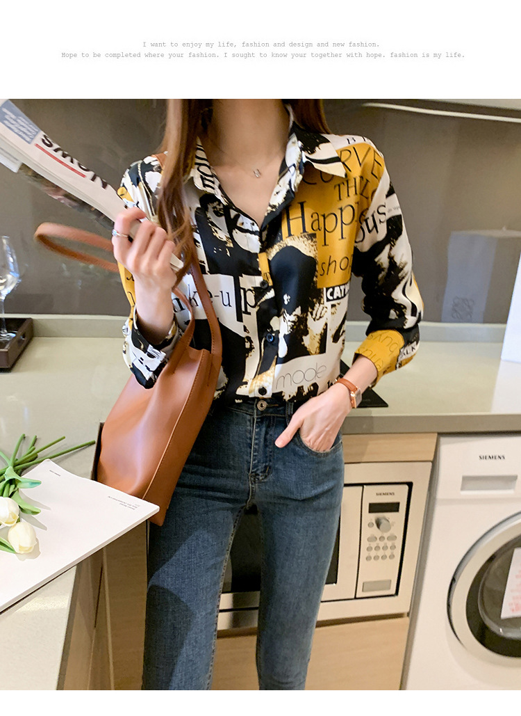 Hong Kong-style printed shirt for women, a niche design, a new 2020 early autumn style, stylish and retro Hong Kong-style chiffon long-sleeved top pic 18