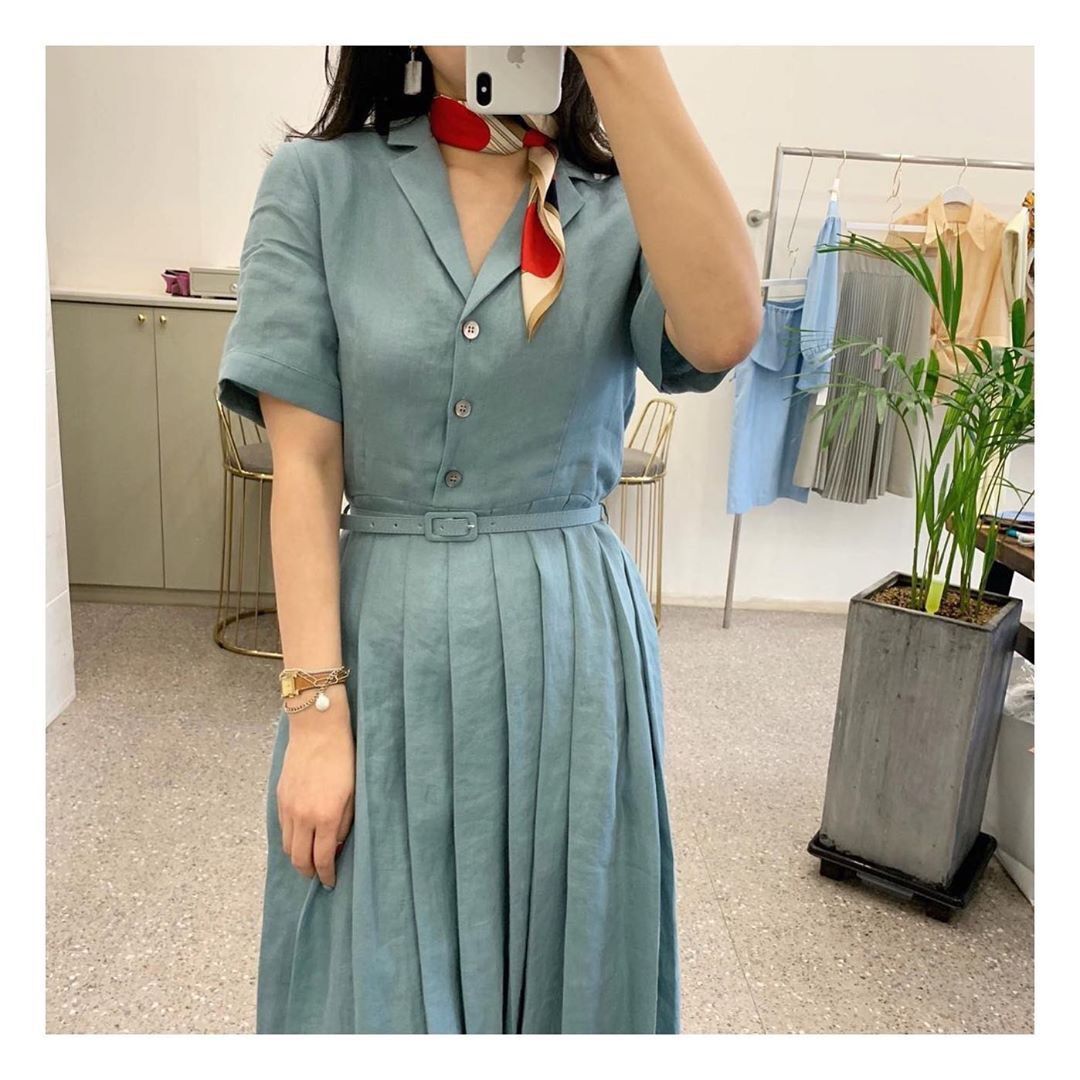Wholesale silk scarves for overseas gifts and return gifts, cross-border silk autumn and winter decorative plain crepe satin 53cm floral neckerchiefs, small square scarves pic 23
