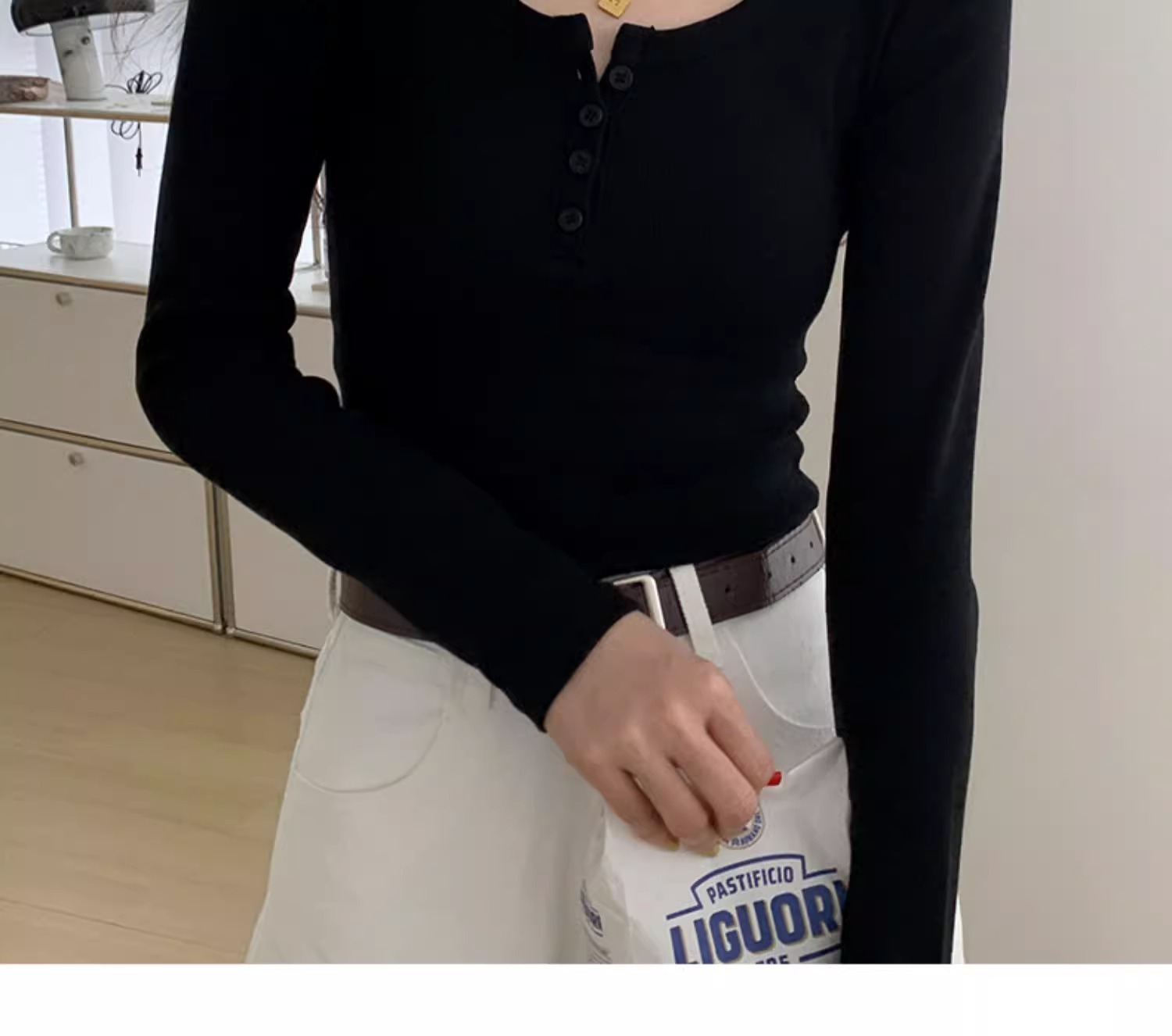 白色长袖t恤女2023秋装新款女装内搭上衣正肩体恤螺纹V领打底衫详情24