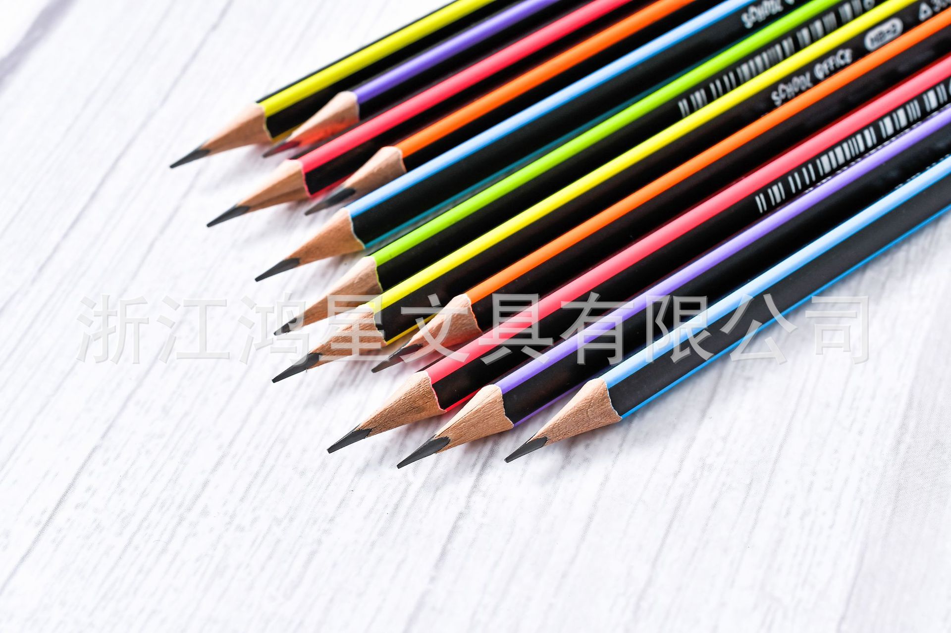 ３００６三角杆环保皮头铅笔