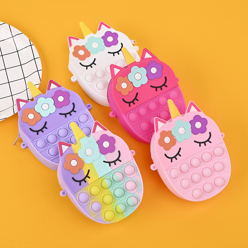 Cross-border new rat-extermination pioneer coin purse Cartoon Unicorn single-shoulder diagonal silicone bag decompression silicone coin purse pic 3