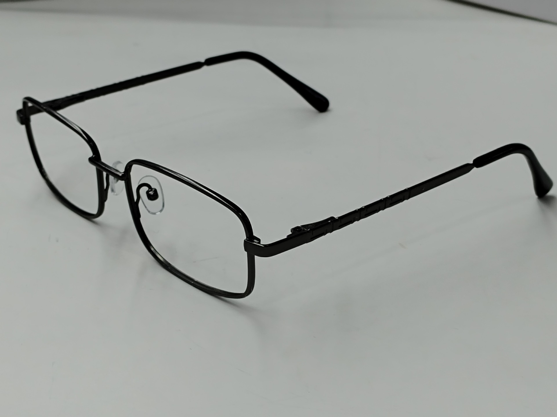 2024新款金属弹簧脚防蓝光老花镜 中年专用厂家直销老花眼镜批发 老年人阅读镜批发详情3