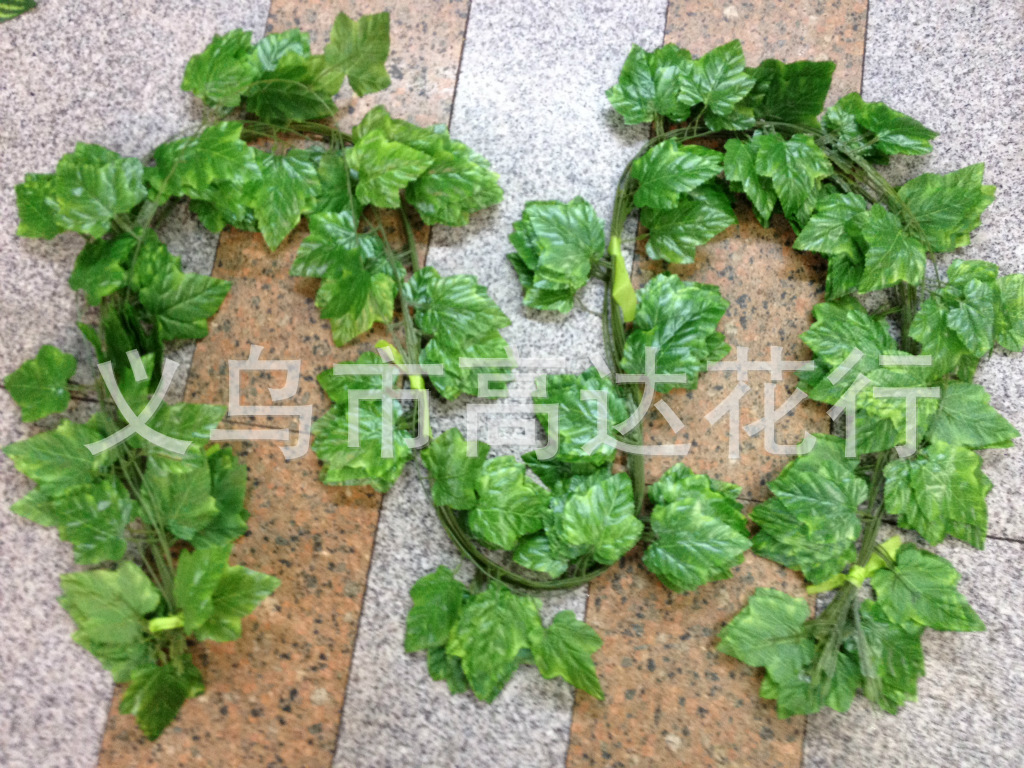 Artificial red maple leaf vine, ivy decorative vine, grape leaf vine manufacturer, ten-thousand-year green leaf vine pic 15