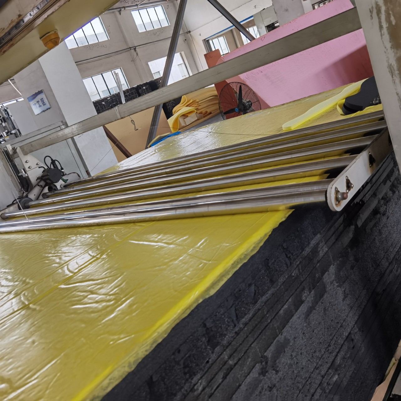 黑色工业软包装海绵填充圆形异形海绵内衬 聚氨酯pu发泡海棉厂家详情13