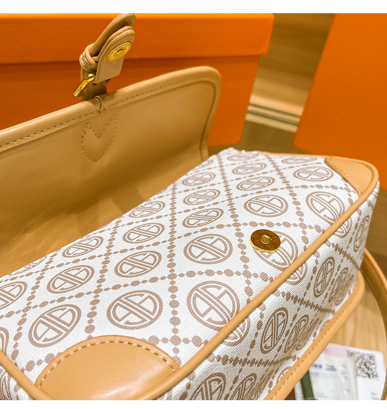 DIL&VE mujer 2022 nueva moda moda versátil bolsa pequeña mujer commuter bolsa de hombro único bolsa de textura premium pic 18