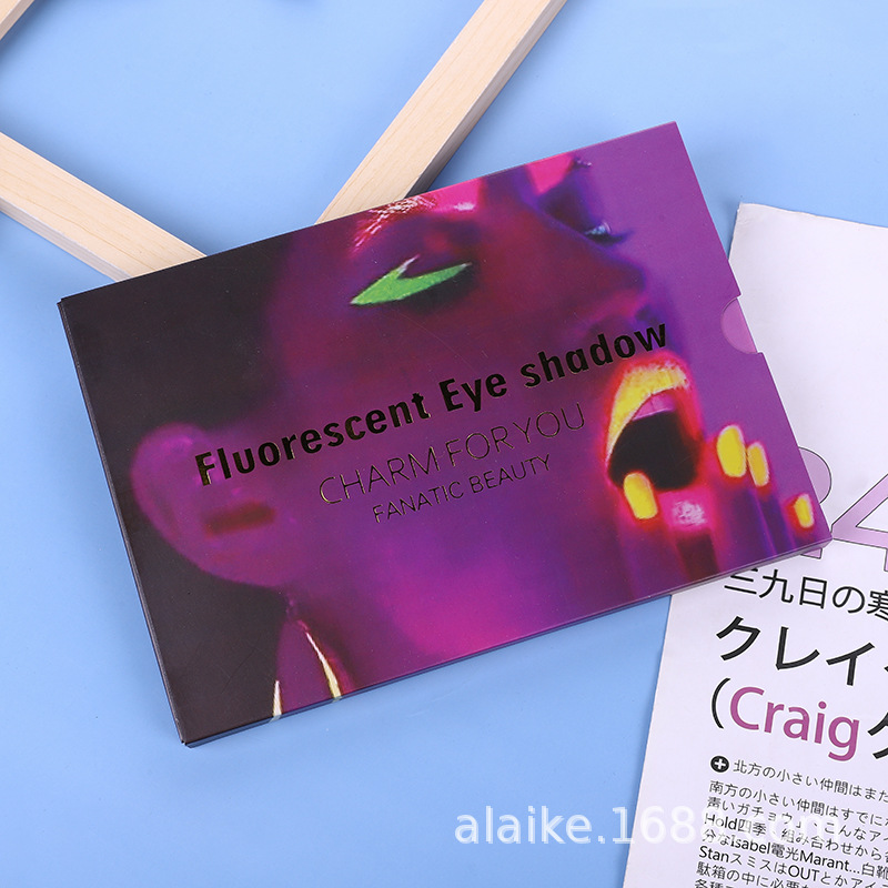 New 24-color eyeshadow in stock, luminous eyeshadow palette, pearlescent fluorescent eyeshadow without logo, one-piece consignment pic 1