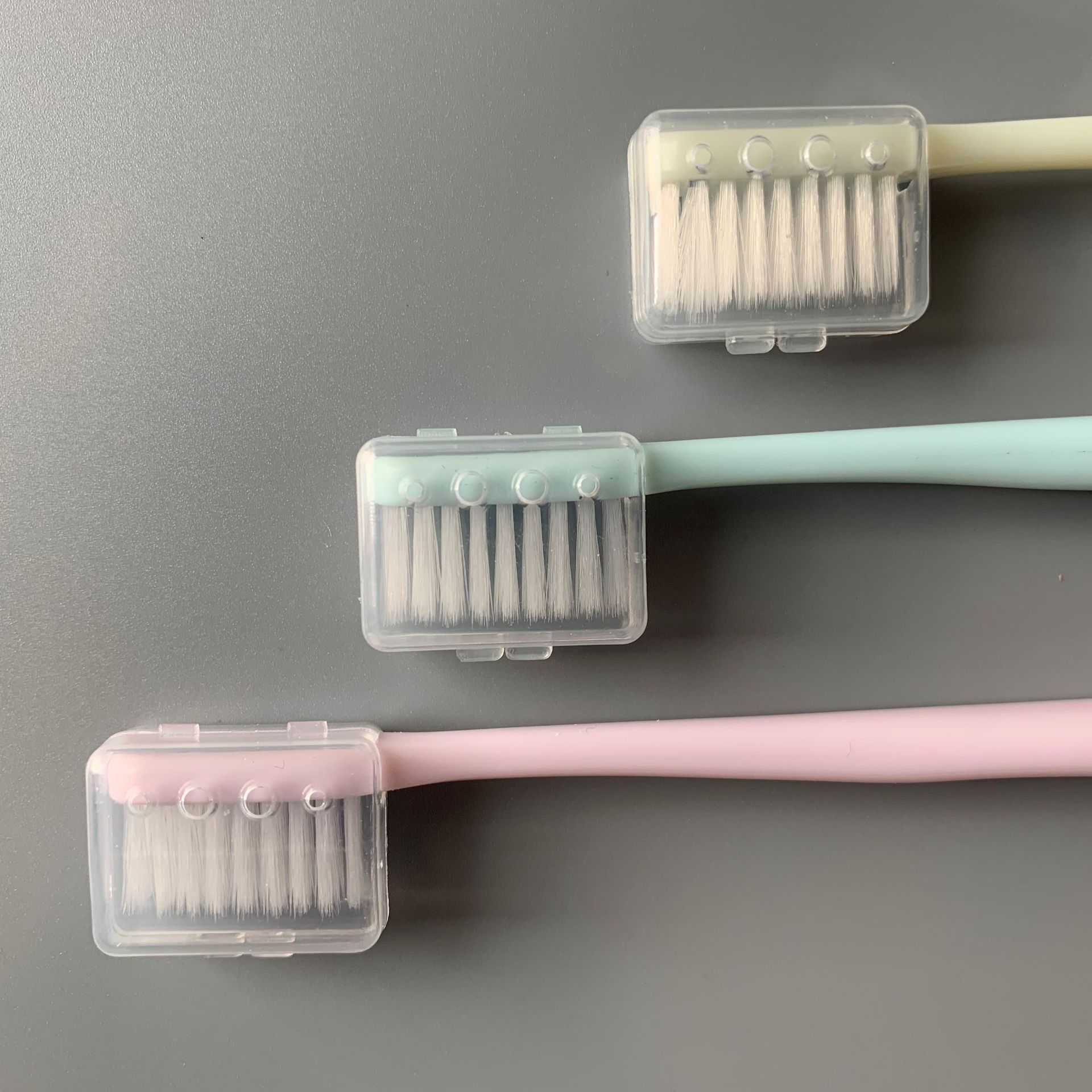 This is a popular Korean macaron ten-stick set and a Japanese Muji bamboo charcoal soft-bristled adult family toothbrush pic 14