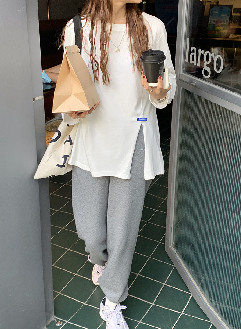 黄峥简约贴标开叉长袖T恤女2022春韩版宽松休闲设计感上衣T85396详情25