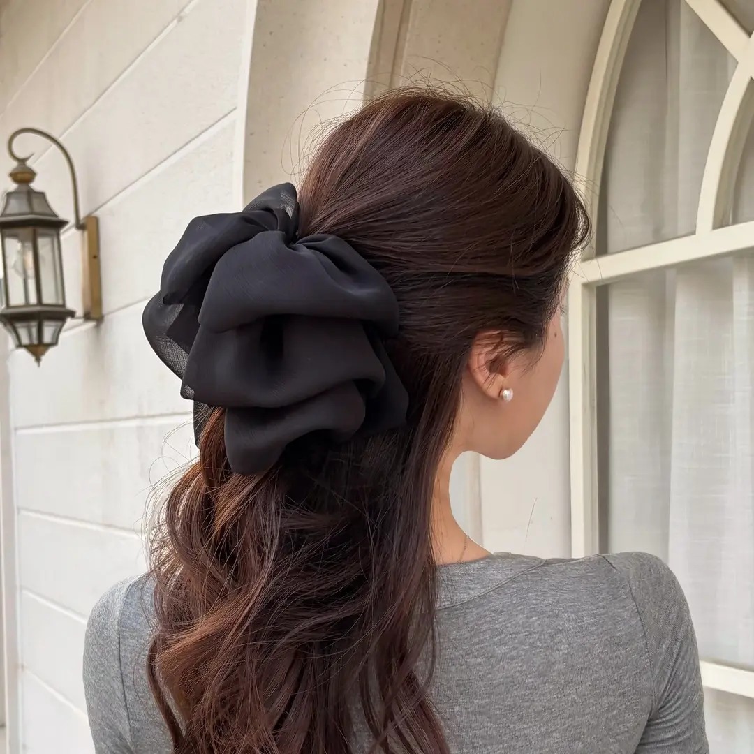 The new head accessories of the national trend series, such as bow hair clips, high-end satin multi-layered ponytail clips, semi-tied hair clips and hair accessories pic 3