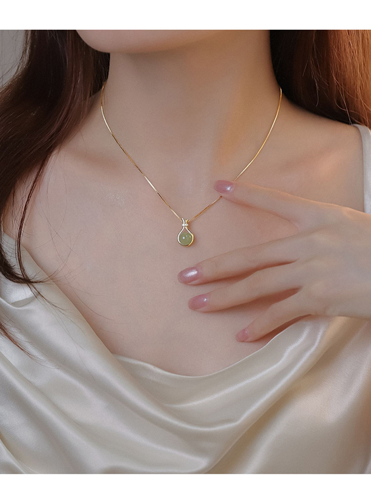 新款S925纯银项链女饰品网红锁骨链中式风福袋和田玉百搭玉坠批发详情8