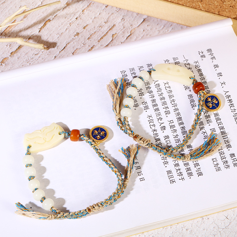 Ethnic-style hand-woven camel bone bracelet, cute little cat fox bracelet, retro Chinese trend smiling face cultural and artistic bracelet pic 3
