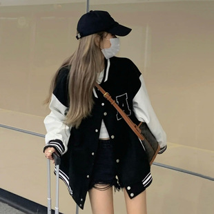 法式复古黑色收腰V领连衣裙女秋季灯芯绒系带显瘦赫本风小黑裙详情7