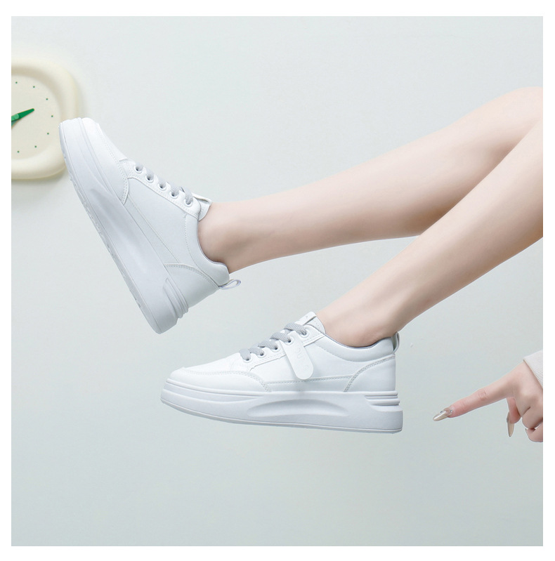 2024爆款春秋季轻便小白鞋皮面增高软底女士透气厚底运动休闲鞋女详情14