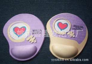 三角形七彩变色闹钟 金字塔LED变色闹钟 创意时尚懒人闹钟小闹钟详情20