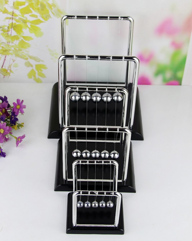 Creative desktop decorative items pic 1
