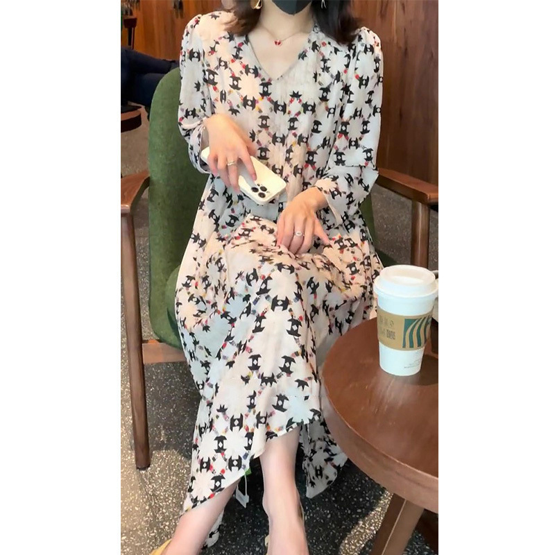 中长款轻熟风减龄V领a字长裙子女御姐风小众设计感减龄轻奢连衣裙详情2