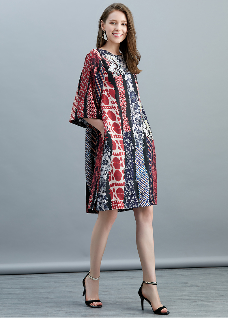 重工轻奢钉珠真丝连衣裙春夏新款印花宽松桑蚕丝中长裙详情12