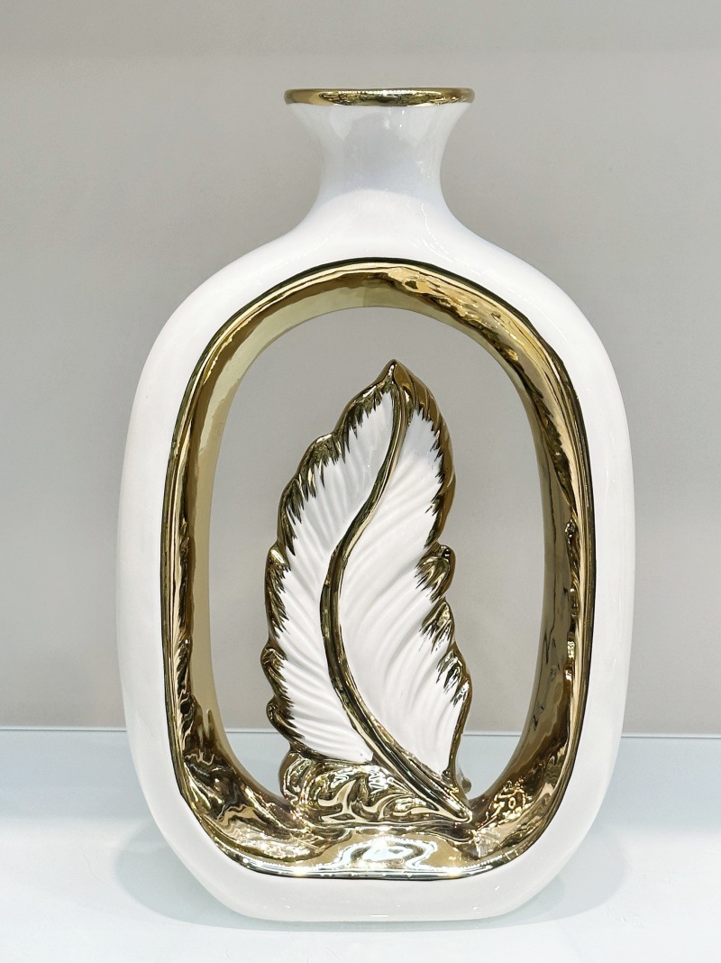 Light luxury modern style electroplated ceramic vase, high-end feather art piece, creative flower arrangement ceramic handicraft display piece pic 3