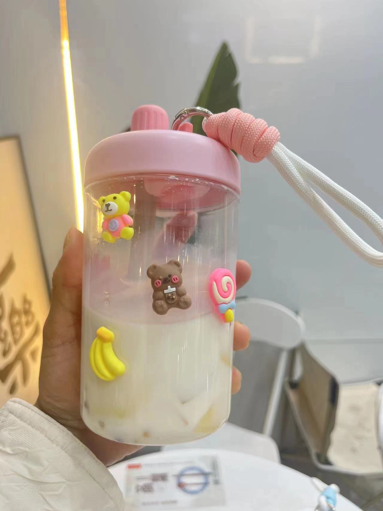 迷你顿顿杯儿童学生男女塑料杯便携户外大容量吸管杯高颜值随手杯详情13