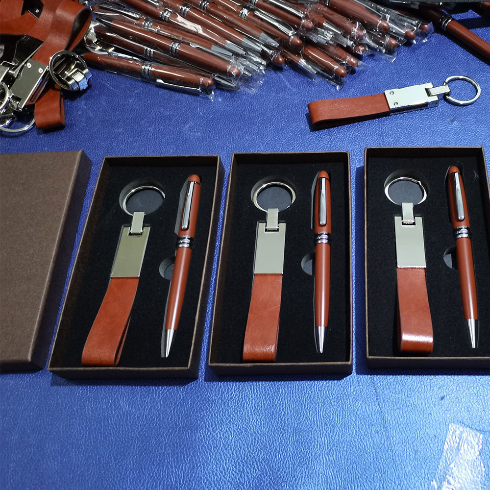 Коричневый набор для ключей, ручки, подарочные наборы, подарочные наборы для сотрудников компании pic 21