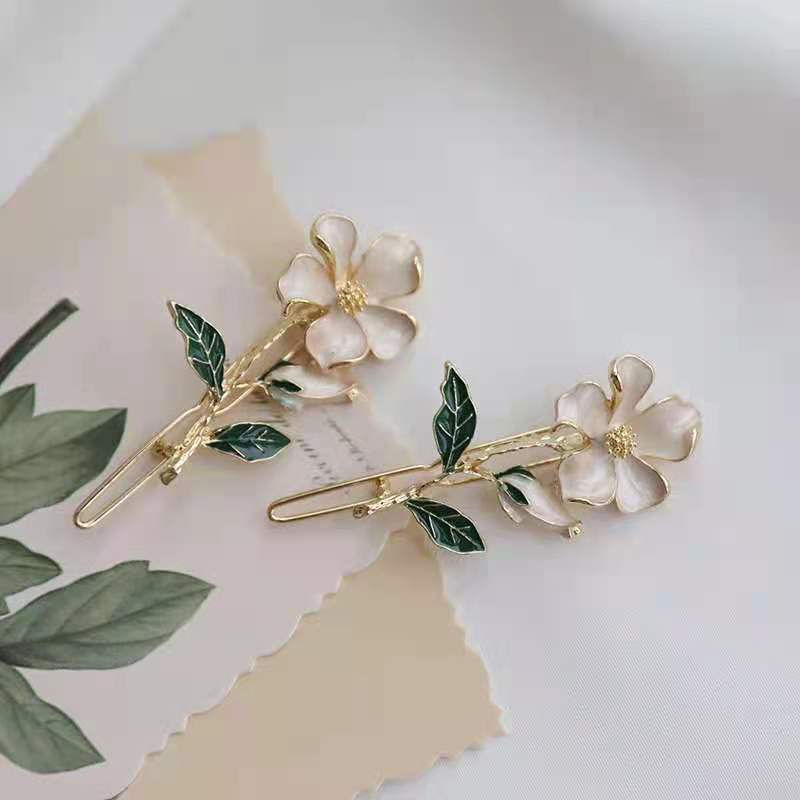 New Chinese-style alloy hair clips, plum blossom tassels, bangs clips, elegant hair clips, bride cheongsam, duckbill clips, and headwear for women from the national trend series pic 7