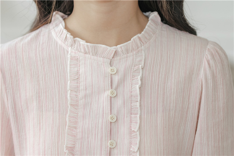 2023 Autumn new style sweet and fresh lantern sleeve lace patchwork round neck pullover long-sleeved striped doll shirt for women pic 18