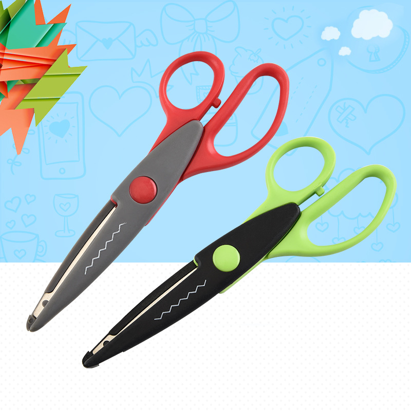 儿童安全剪刀剪纸五寸花边剪刀幼儿卡通塑料DIY不刮手花型剪刀详情4