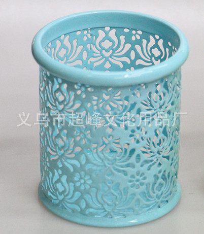 菊花笔筒浅蓝