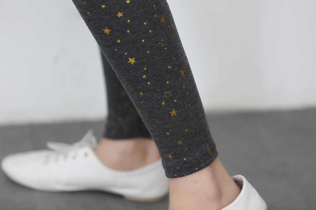The new basic slimming style from Dongdaemun, South Korea, featuring star-studded nine-inch skinny leggings pic 33