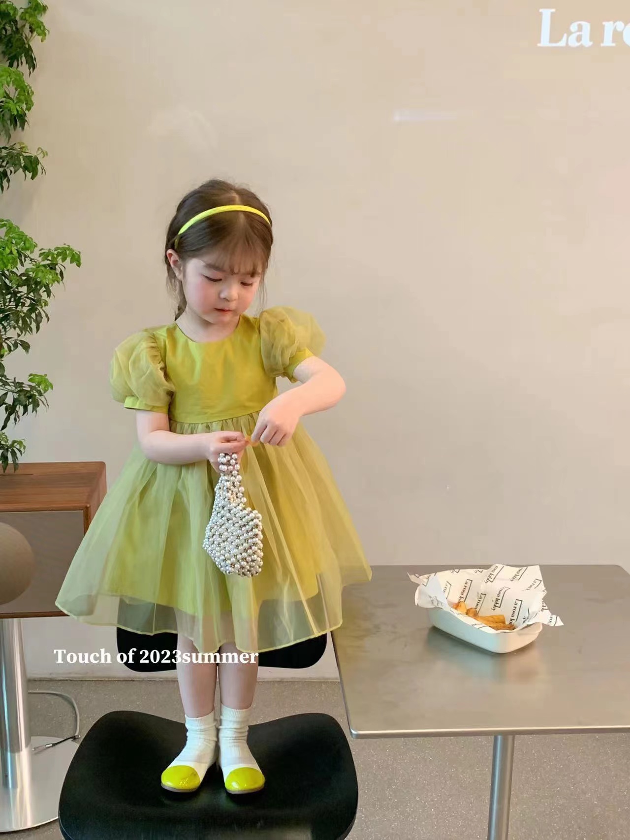 2023夏季新款欧根纱连衣裙 果绿色洋气仙女裙女宝宝连衣裙详情1