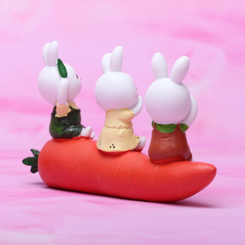 Creative, cute and unadorable rabbit figurines pic 5