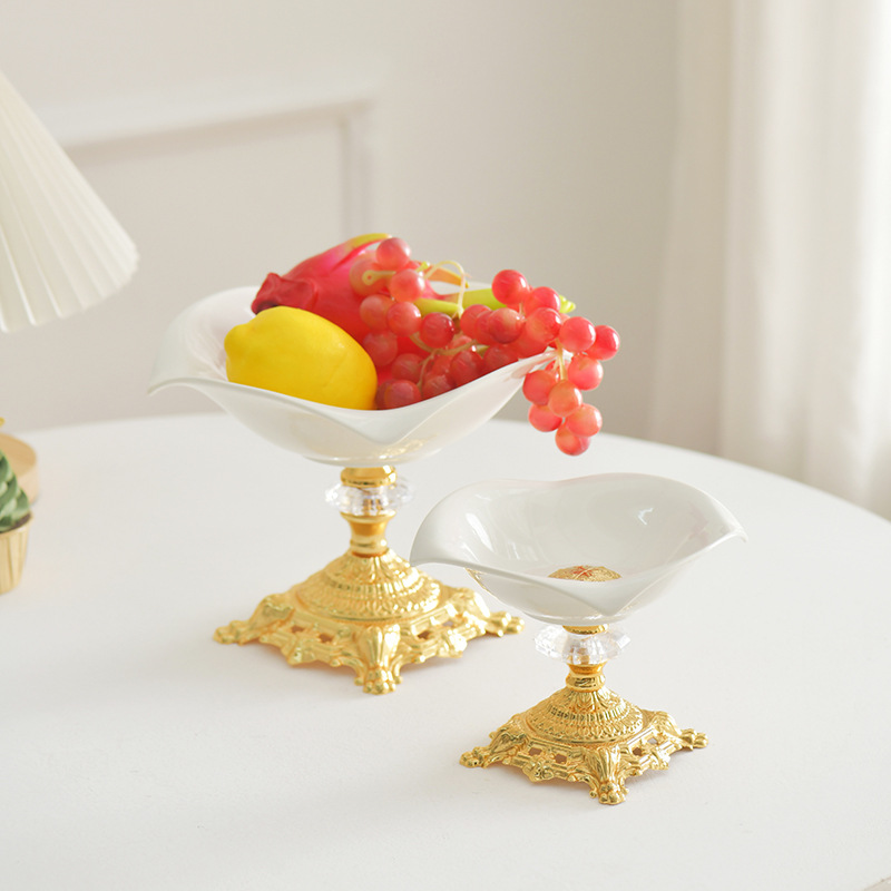 欧式陶瓷果盘创意果盘金色底座客厅卧室茶几家用水果盘陶瓷工艺品详情4