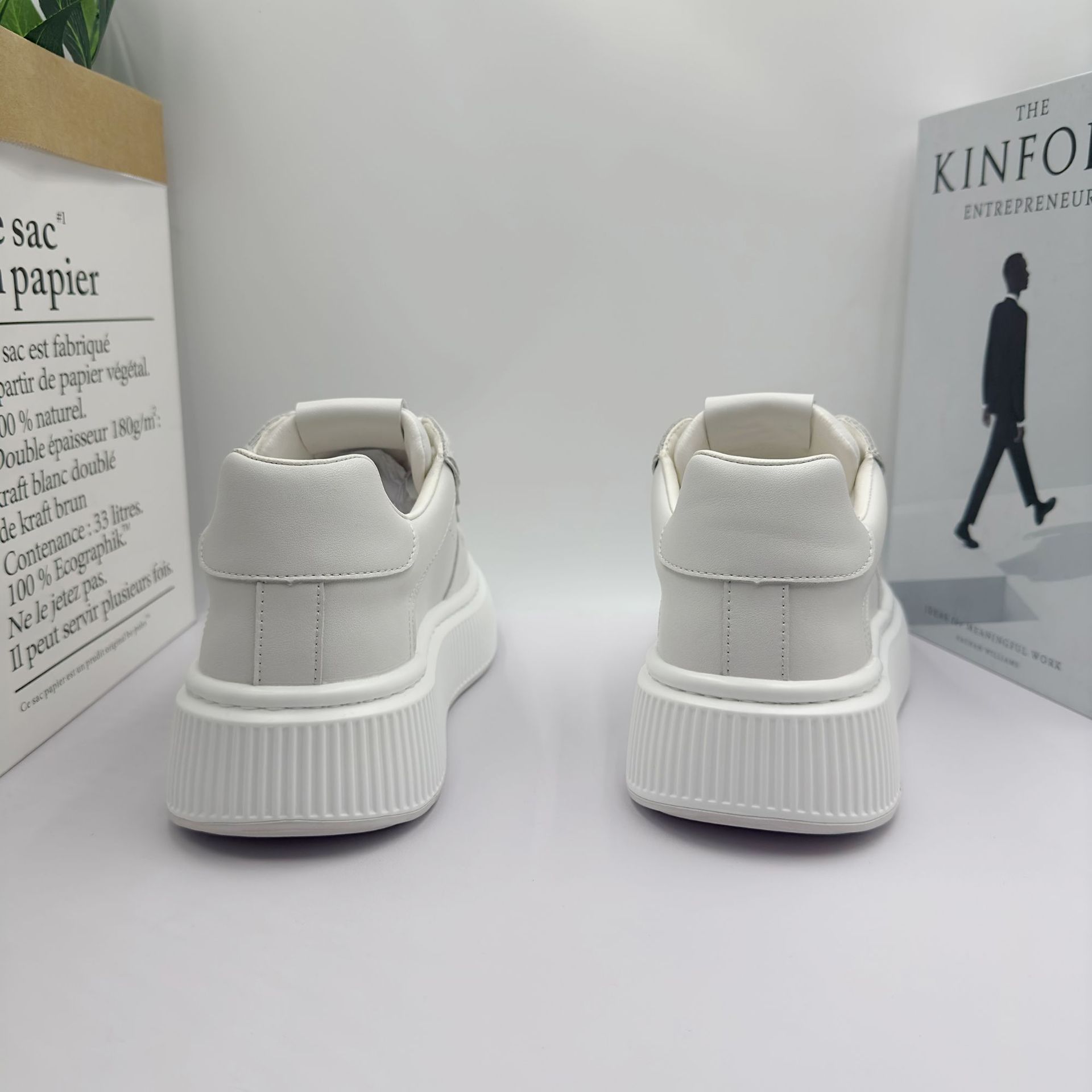 厚底小白鞋男休闲百搭增高2024新款板鞋纯色简约透气白色鞋子详情9