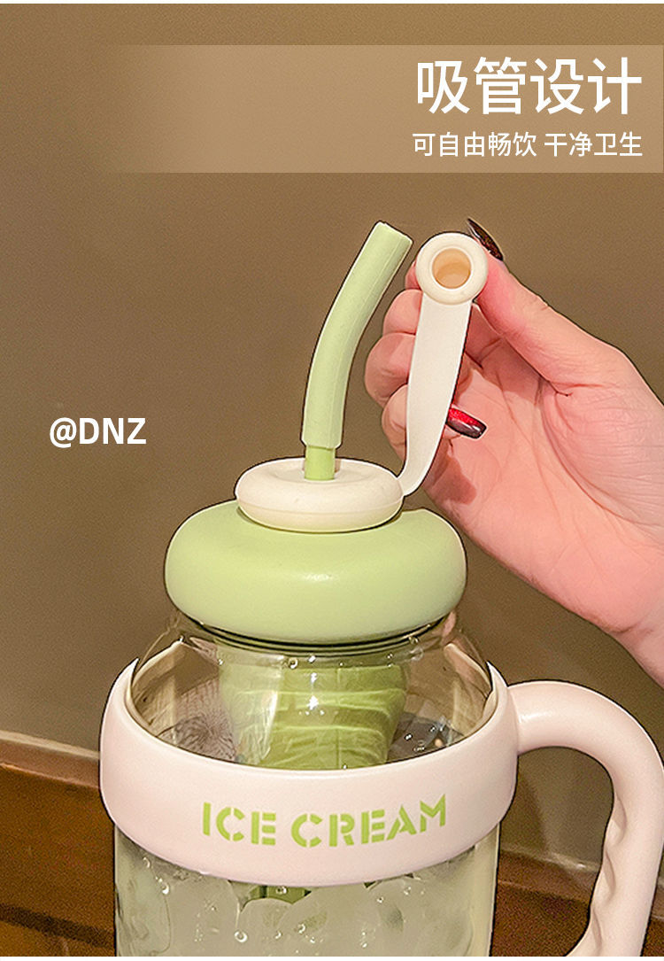 夏季高颜值女生巨无霸水杯顿顿桶奶茶杯可爱吸管大容量塑料水壶详情5