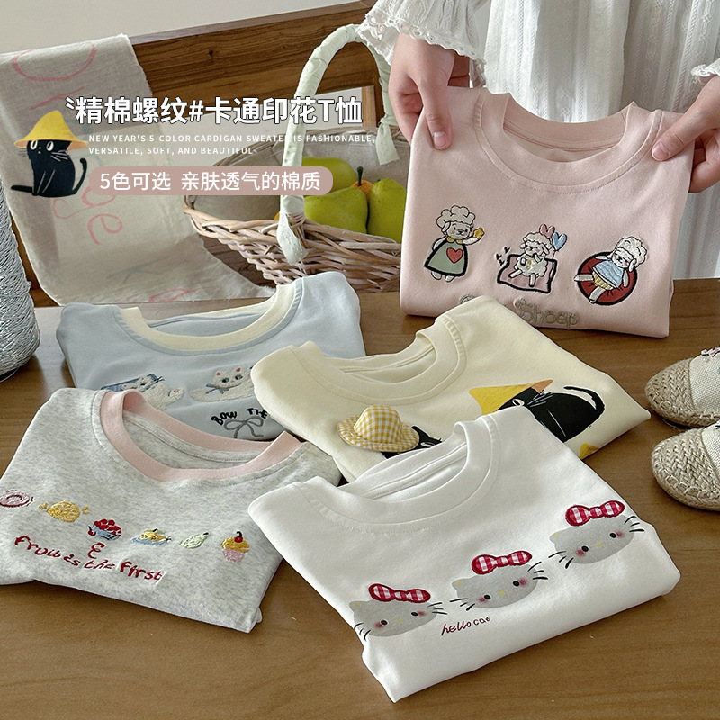 A new summer lace patchwork short-sleeved shirt for girls in 2025, a sweet and fashionable T-shirt for children pic 6