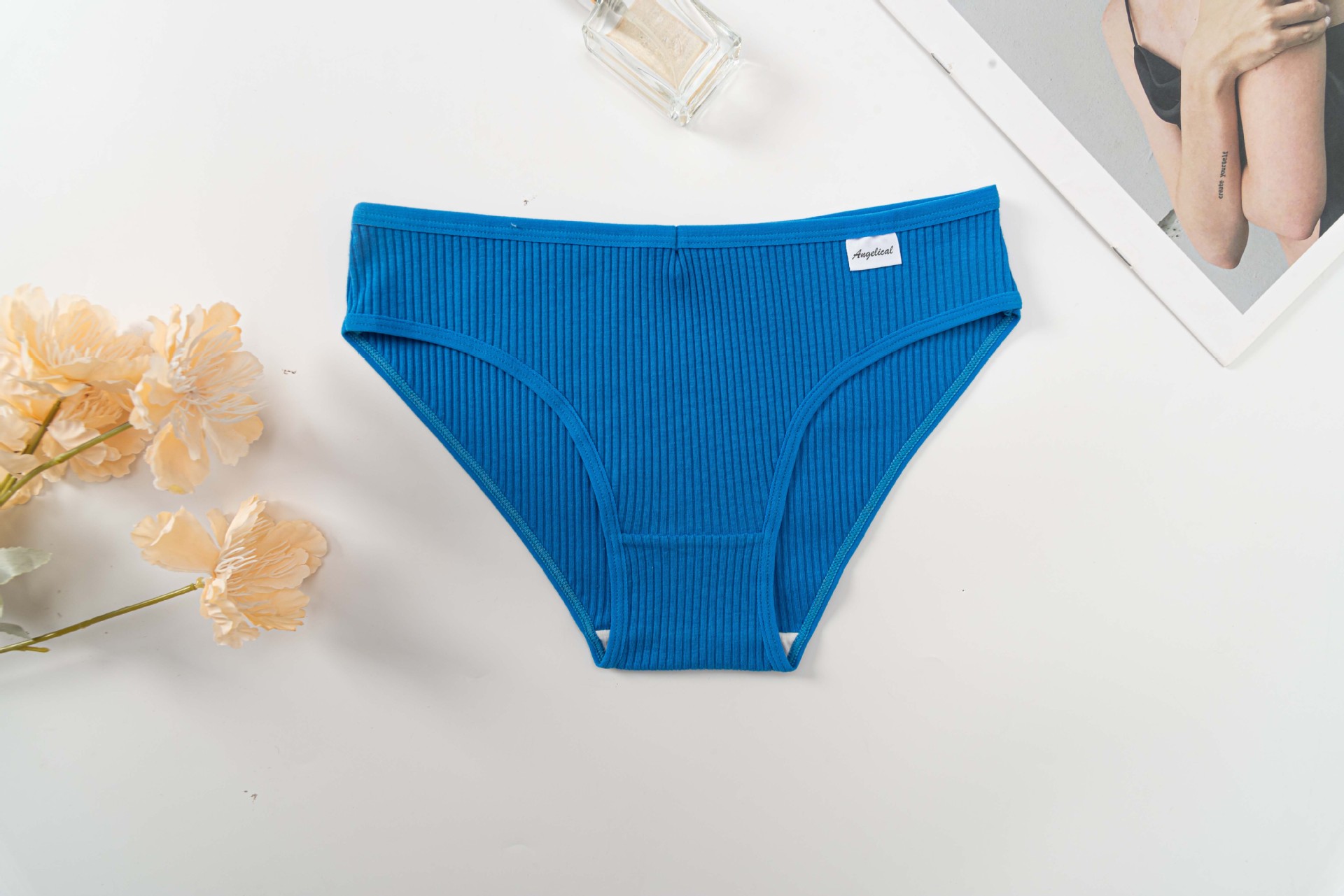 跨境欧美女士内裤中腰透气提臀女内裤高弹舒适女士三角裤批发直供详情12