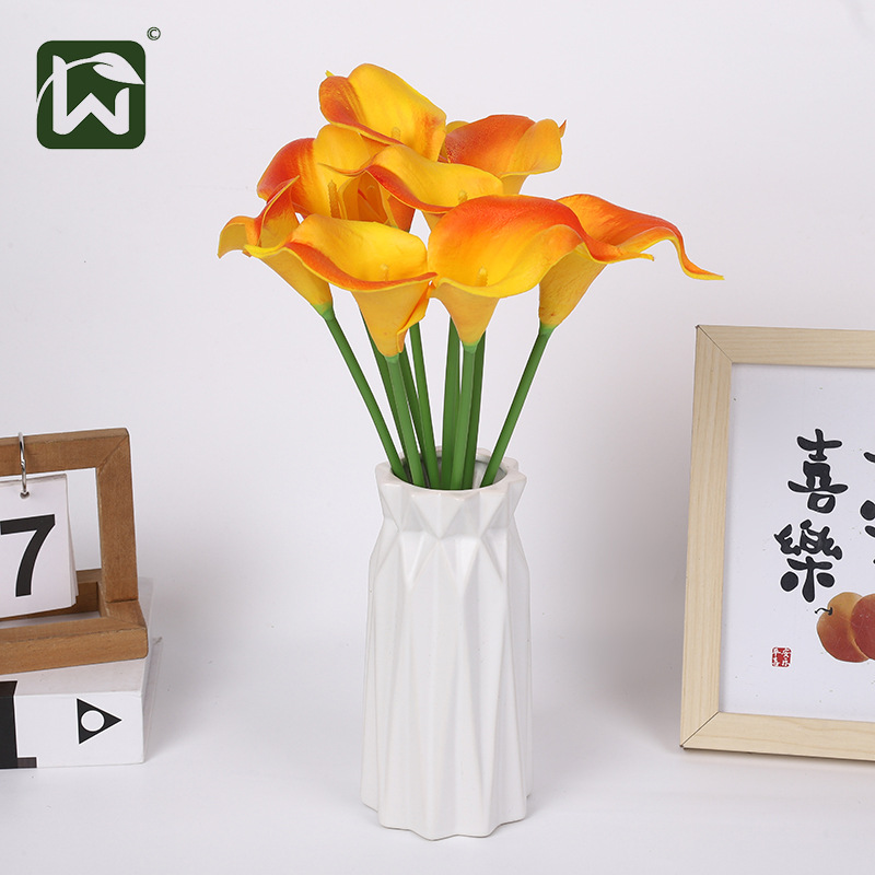 PU artificial flower single branch with a touch of glue, calla lily artificial flower, foreign trade, home decoration, desktop display, photography prop pic 16