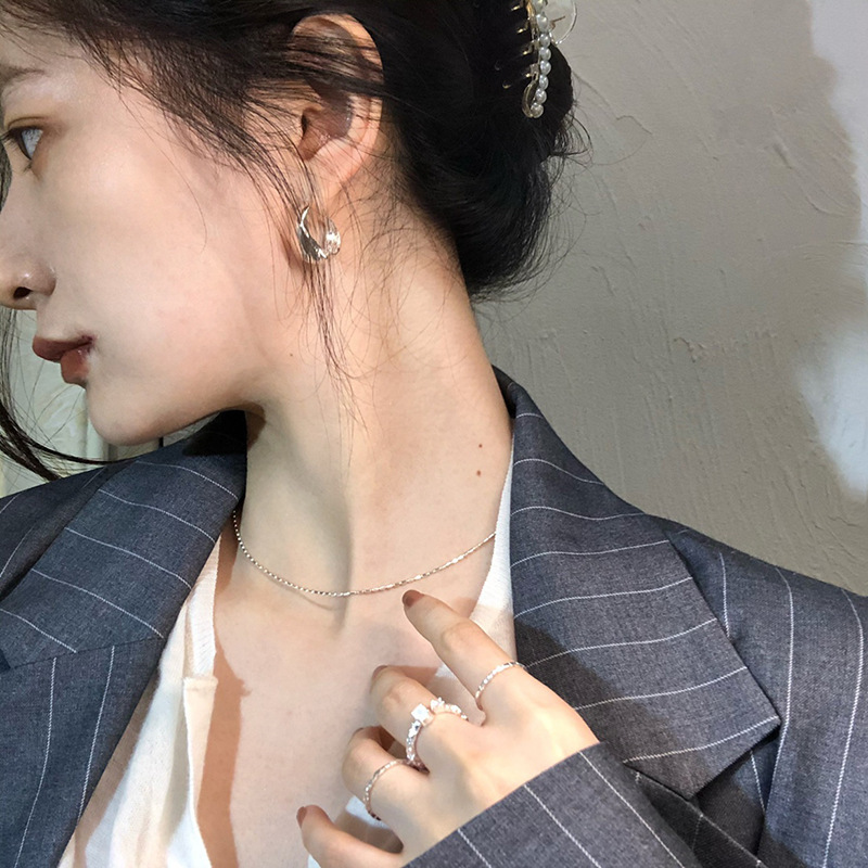 银光面凹凸不规则耳钉ins小众设计感冷淡风褶皱C形耳环耳圈网红款详情3