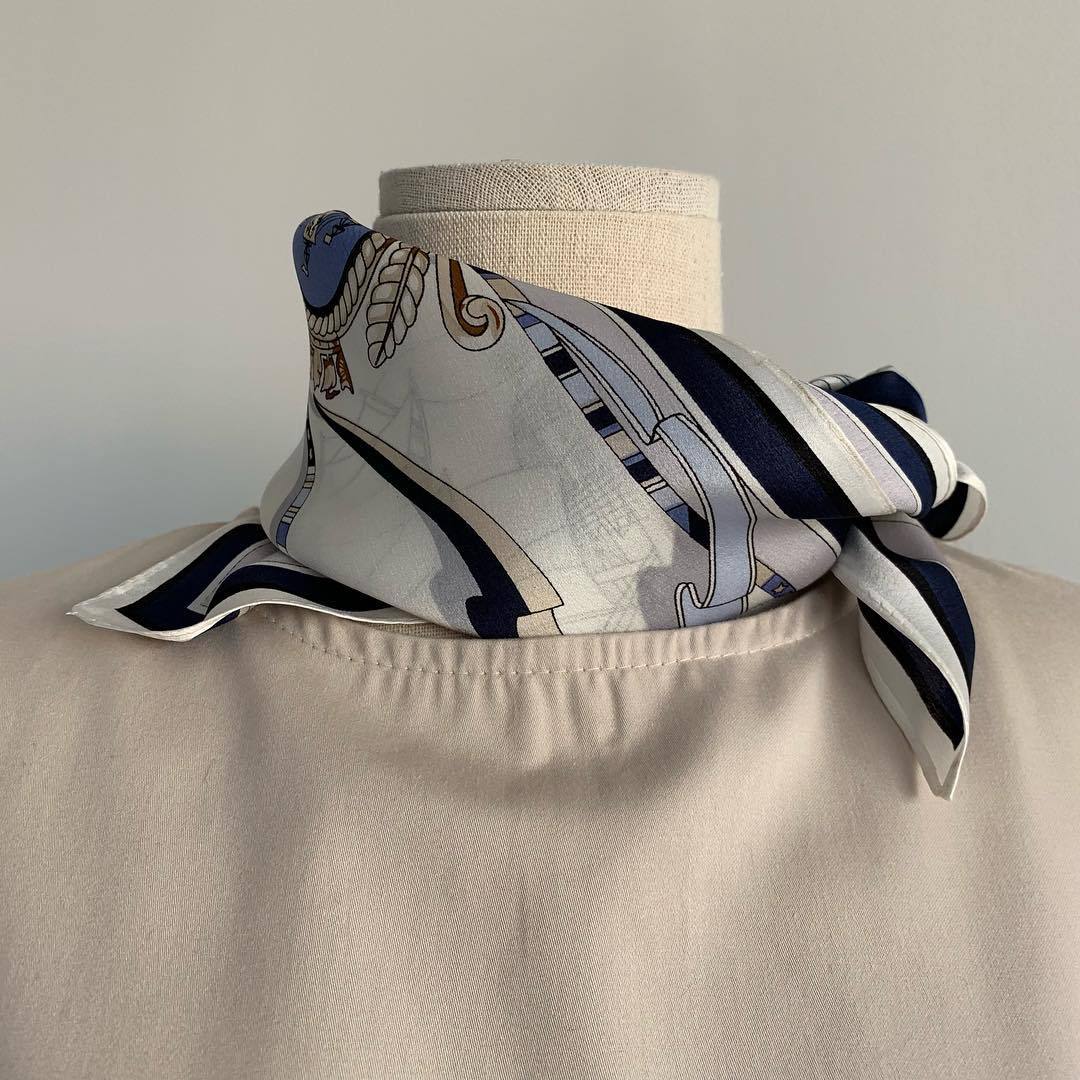 Wholesale silk scarves for overseas gifts and return gifts, cross-border silk autumn and winter decorative plain crepe satin 53cm floral neckerchiefs, small square scarves pic 13
