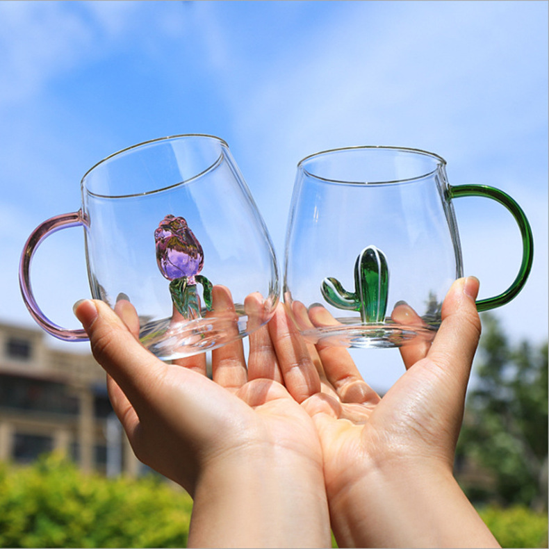 Venta al por mayor nuevo diseño de vidrio de borosilicato alto nivel de apariencia con el mango de la taza de agua para el hogar forma animal taza de vidrio de agua pic 16