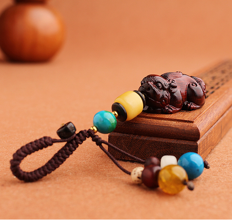 High-end, pure handcrafted, wealth-flowing PI Xiu, small-leaf rosewood, car keychains, car pendants, lanyard, small gifts pic 15