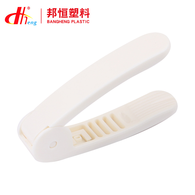 Peanut peeler, a household manual peanut peeler, a multi-functional peeler for lazy people pic 27