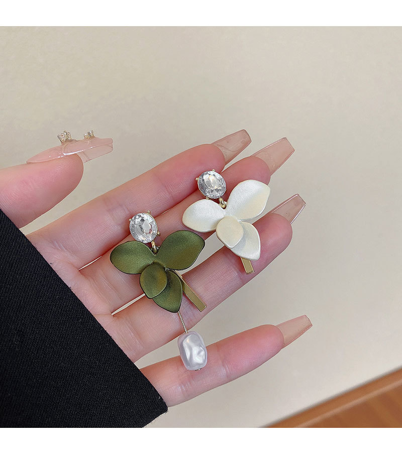 不对称绿色花瓣耳环高级感百搭复古珍珠耳坠女925银针耳饰品批发详情19