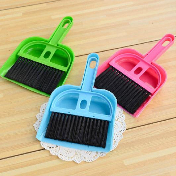 Direct supply from the manufacturer of plastic small bucket brushes, dust removal bucket brushes, desktop cleaning brushes, computer brushes and instrument brushes pic 12